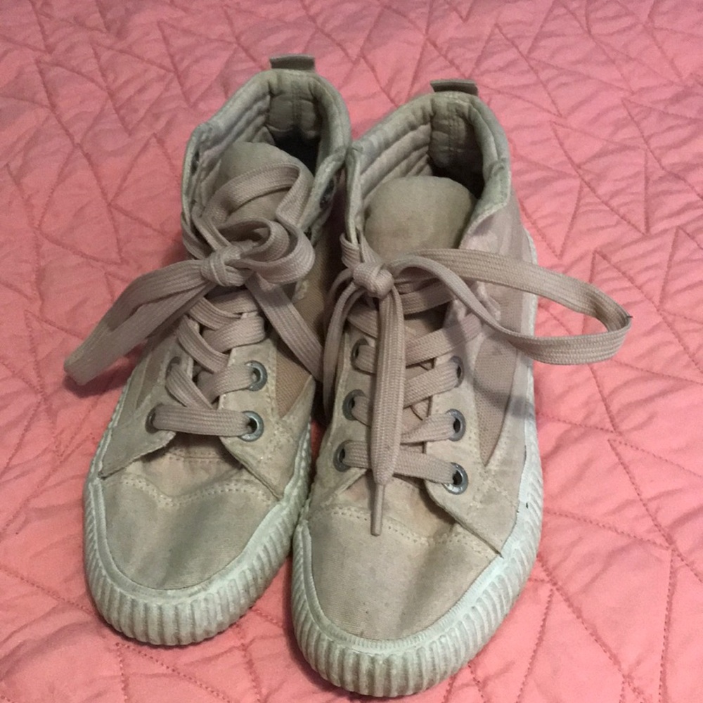 Blowfish women’s hightops.